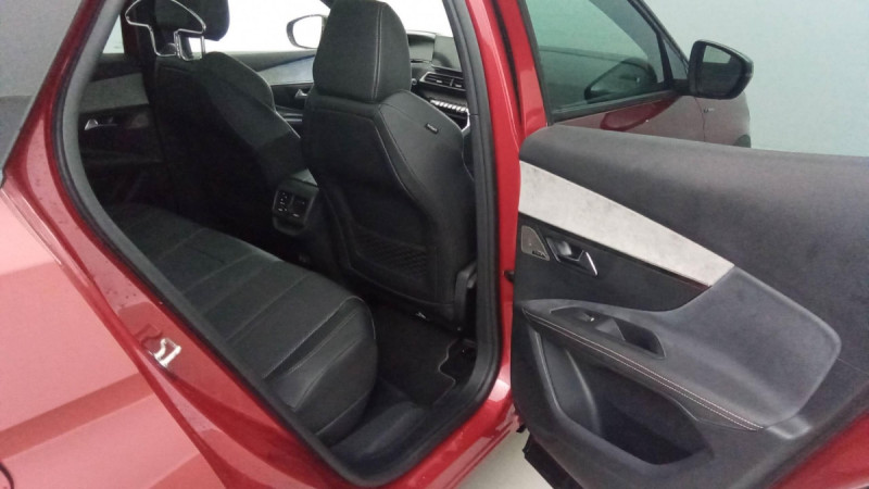 Photo 5 de l'offre de PEUGEOT 3008 Hybrid 225 e-EAT8 GT à 26698€ chez Carlyss automobiles Vitré