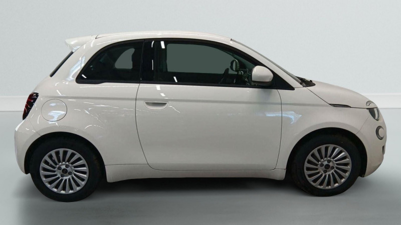 Photo 3 de l'offre de Fiat 500e BERLINE MY22 SERIE 1 STEP 1 500 e 95 ch Action Plus à 12598€ chez Carlyss automobiles Vitré
