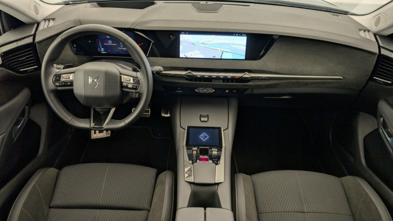 Photo 13 de l'offre de DS DS4 BlueHDi 130 EAT8 Etoile - Alcantara à 28264€ chez Carlyss automobiles Vitré