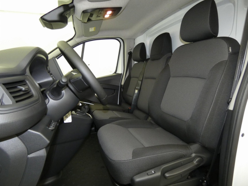 Photo 11 de l'offre de RENAULT TRAFIC FOURGON L2H1 3T BLUE DCI 130 GSR2 ADVANCE à 29757€ chez Carlyss automobiles Vitré