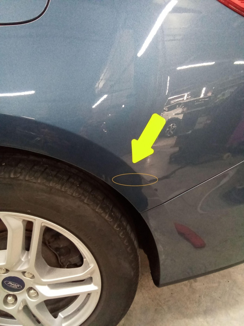 Photo 6 de l'offre de FORD Focus SW Focus SW 1.5 EcoBlue 120 S&S BVA8 Trend Business à 19598€ chez Carlyss automobiles Vitré