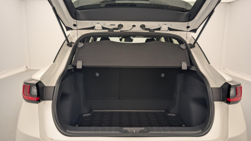 Photo 11 de l'offre de Lexus LBX 2WD Business à 31998€ chez Carlyss automobiles Vitré