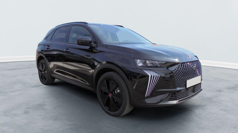Photo 1 de l'offre de DS DS7 BlueHDi 130 EAT8 Performance Line à 34398€ chez Carlyss automobiles Vitré