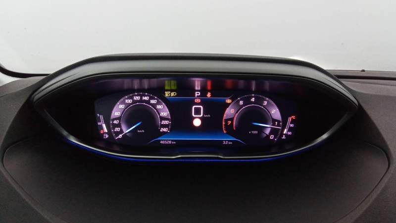 Photo 4 de l'offre de PEUGEOT 5008 PURETECH 130CH S&S EAT8 ROADTRIP à 25598€ chez Carlyss automobiles Vitré