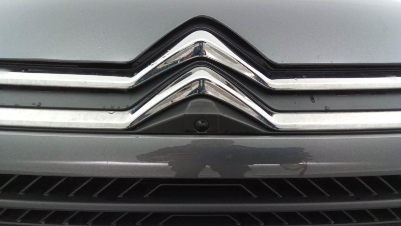 Photo 6 de l'offre de CITROEN C4 BlueHDi 130 EAT8 Max à 23598€ chez Carlyss automobiles Vitré