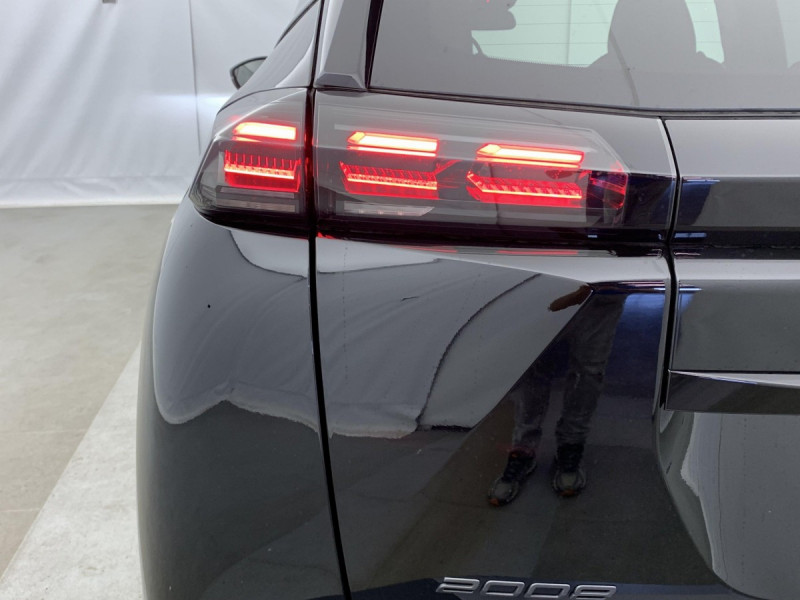 Photo 18 de l'offre de PEUGEOT 2008 Hybrid 145 e-DCS6 GT à 26158€ chez Carlyss automobiles Vitré