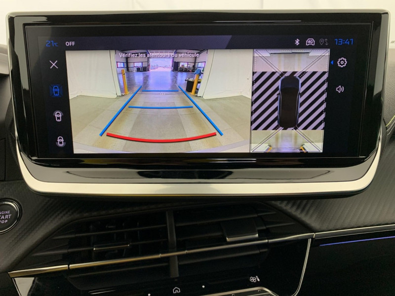 Photo 24 de l'offre de PEUGEOT 2008 Hybrid 145 e-DCS6 GT à 26158€ chez Carlyss automobiles Vitré