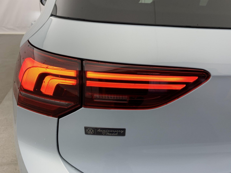 Photo 12 de l'offre de VOLKSWAGEN GOLF 8 1.5 ETSI EVO2 150 DSG7 LIFE PLUS à 30598€ chez Carlyss automobiles Vitré