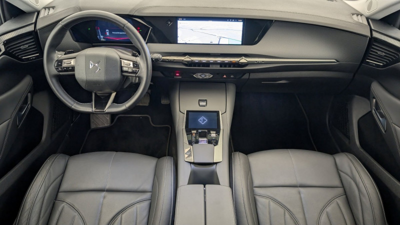 Photo 13 de l'offre de DS DS4 PureTech 130 EAT8 Rivoli à 23310€ chez Carlyss automobiles Vitré