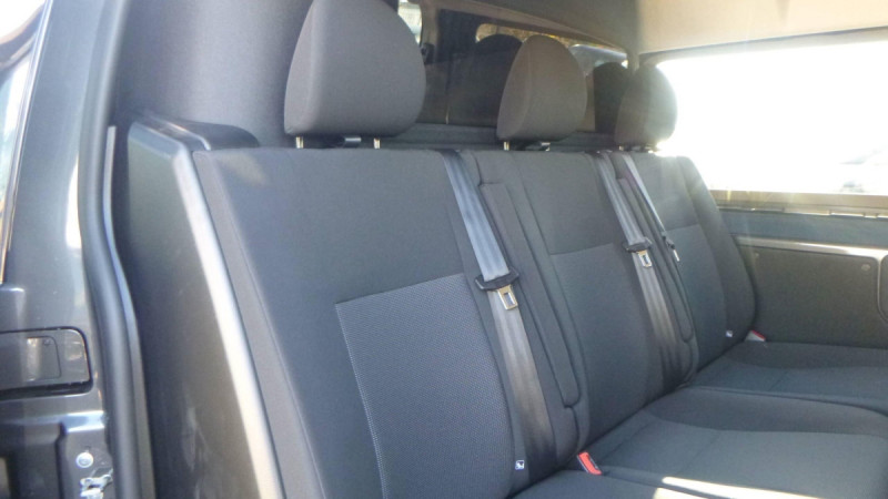 Photo 16 de l'offre de CITROEN Jumpy Cabine Approfondie JUMPY CAB APPROFONDIE M BLUEHDI 180 S&S EAT8 à 40857€ chez Carlyss automobiles Vitré