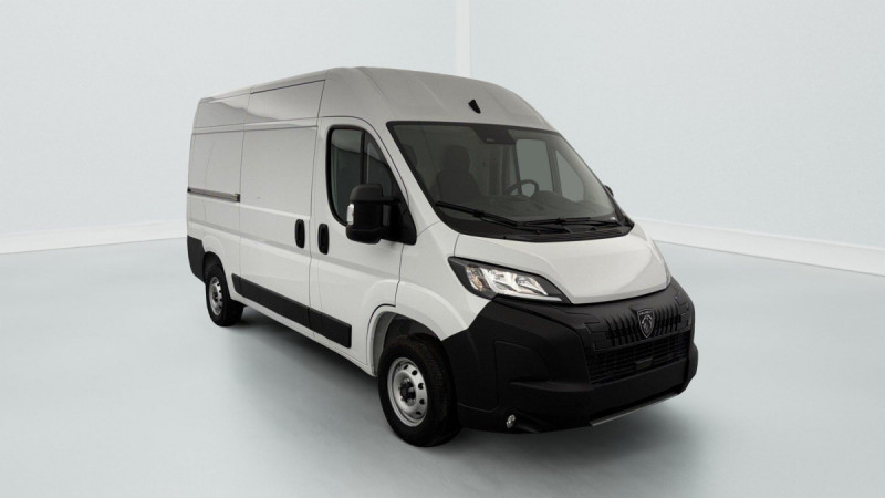 Photo 1 de l'offre de PEUGEOT BOXER FOURGON TOLE 3.3 T L2H2 140 S&S BVM6 à 27837€ chez Carlyss automobiles Vitré