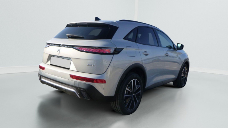 Photo 2 de l'offre de DS DS7 BlueHDi 130 EAT8 Pallas à 34987€ chez Carlyss automobiles Vitré