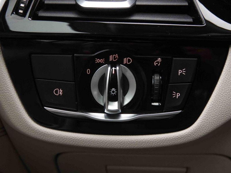 Photo 3 de l'offre de Bmw 6 620d 163 Steptronic Luxury Line à 36098€ chez Carlyss automobiles Vitré