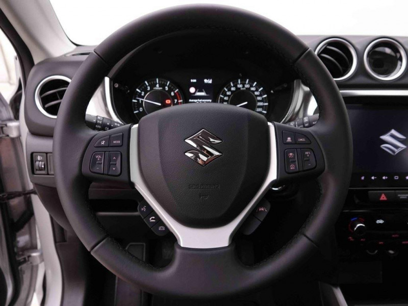 Photo 8 de l'offre de SUZUKI Vitara 1.4i MHEV GLX à 25954€ chez Carlyss automobiles Vitré