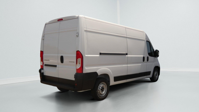 Photo 12 de l'offre de CITROEN Jumper Fourgon TOLE 35 L3H2 180 S&S BVA8 à 32637€ chez Carlyss automobiles Vitré