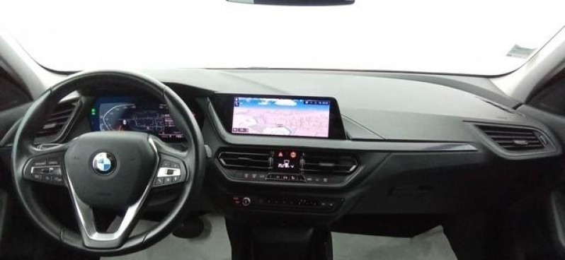 Photo 8 de l'offre de BMW Serie 1 F40 118i 136 ch DKG7 Edition Sport à 28198€ chez Carlyss automobiles Vitré