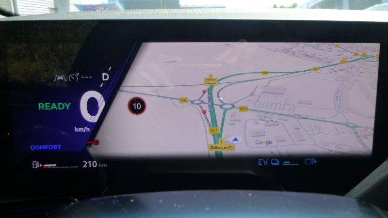 Photo 3 de l'offre de Renault Austral Austral E-Tech full hybrid 200 GSR2 Techno esprit Alpine à 36998€ chez Carlyss automobiles Vitré