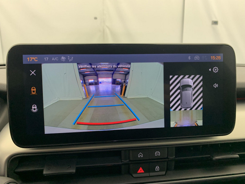 Photo 17 de l'offre de Jeep Avenger 1.2 Turbo T3 100 ch Summit à 23998€ chez Carlyss automobiles Vitré