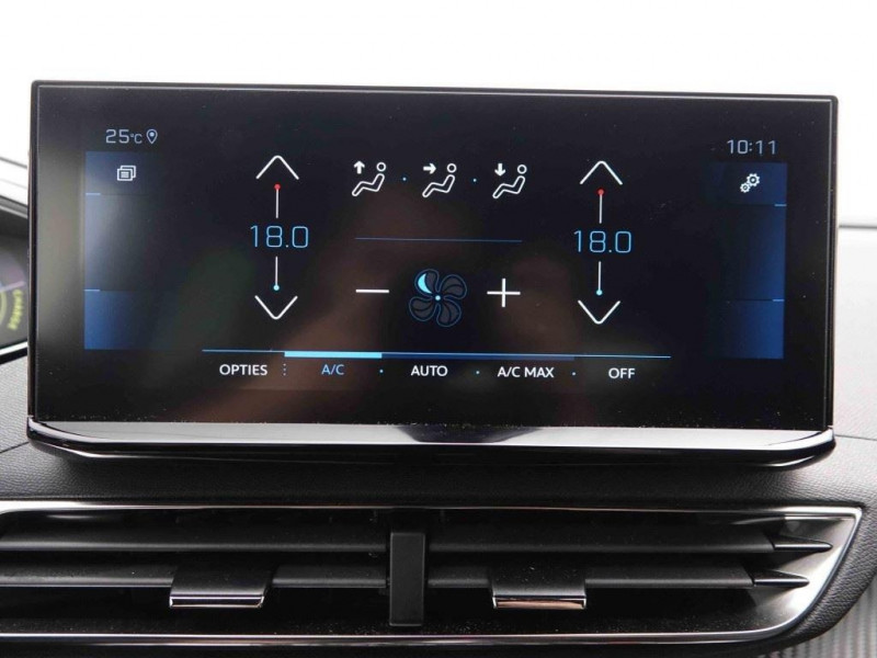 Photo 6 de l'offre de PEUGEOT 3008 Hybrid 145 e-DCS6 Allure à 26706€ chez Carlyss automobiles Vitré