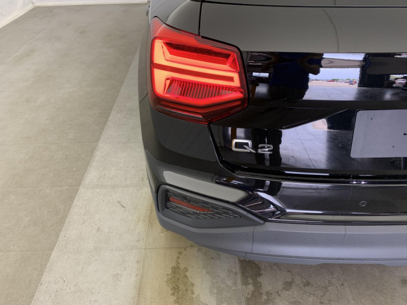 Photo 17 de l'offre de AUDI Q2 35 TFSI 150 S tronic 7 Design à 37098€ chez Carlyss automobiles Vitré