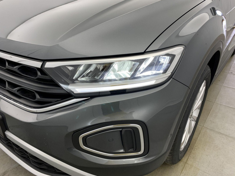 Photo 23 de l'offre de VOLKSWAGEN T-roc 2.0 TDI 150 Start/Stop DSG7 Life Plus à 32998€ chez Carlyss automobiles Vitré