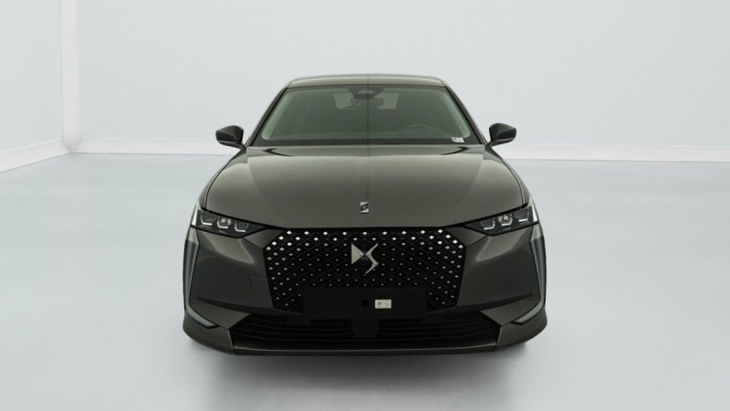 Photo 2 de l'offre de DS DS4 BlueHDi 130 EAT8 Etoile - Alcantara à 28264€ chez Carlyss automobiles Vitré