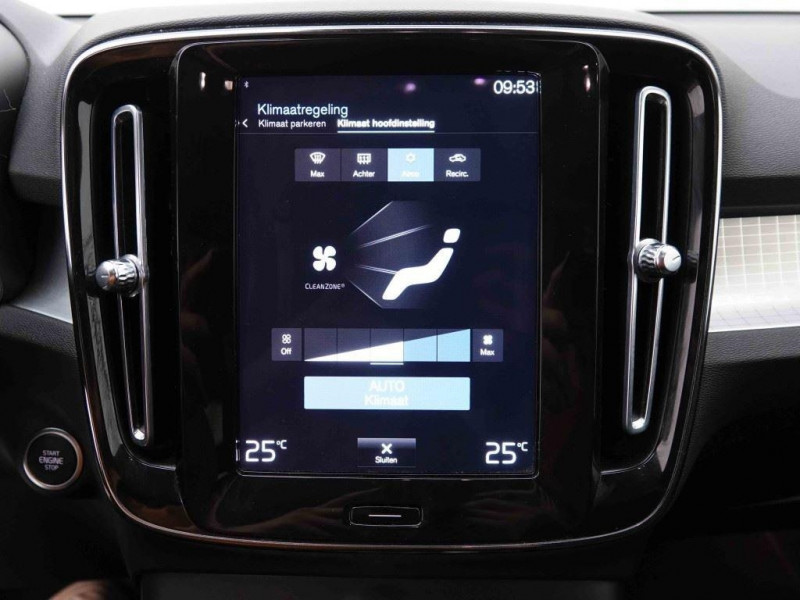 Photo 16 de l'offre de VOLVO XC40 1.5 T4 Recharge 211 PHEV Inscription à 31702€ chez Carlyss automobiles Vitré