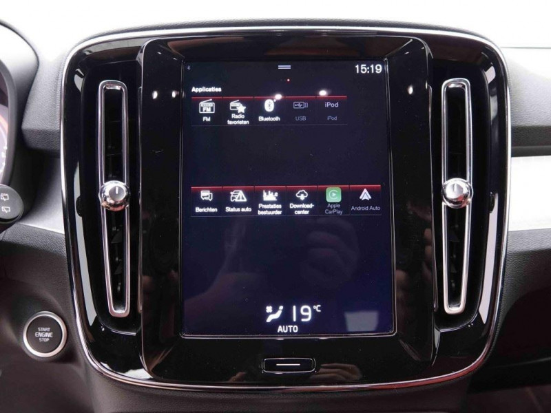 Photo 12 de l'offre de VOLVO XC40 1.5 T5 180 PHEV Momentum Pro à 28702€ chez Carlyss automobiles Vitré