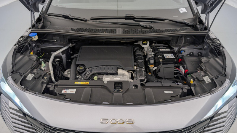 Photo 21 de l'offre de PEUGEOT 5008 PureTech 130ch S&S BVM6 Allure Pack à 25969€ chez Carlyss automobiles Vitré