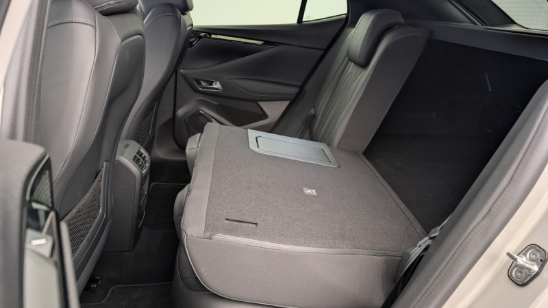 Photo 12 de l'offre de DS DS4 PureTech 130 EAT8 Rivoli à 22018€ chez Carlyss automobiles Vitré