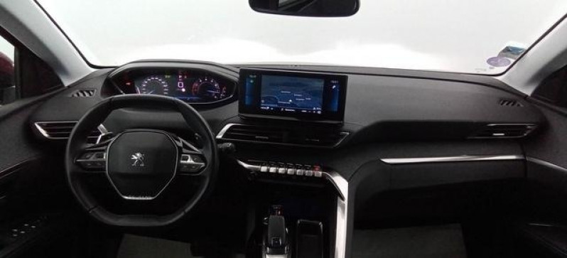Photo 8 de l'offre de PEUGEOT 5008 PureTech 130ch S&S EAT8 Allure Pack à 22598€ chez Carlyss automobiles Vitré