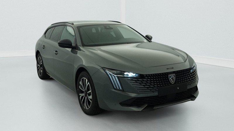 Photo 1 de l'offre de PEUGEOT 508 SW BlueHDi 130 ch S&S EAT8 Allure à 30998€ chez Carlyss automobiles Vitré