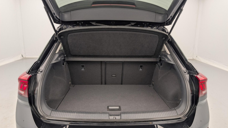 Photo 11 de l'offre de VOLKSWAGEN T-roc 1.0 TSI 110 Start/Stop BVM6 Life à 21460€ chez Carlyss automobiles Vitré