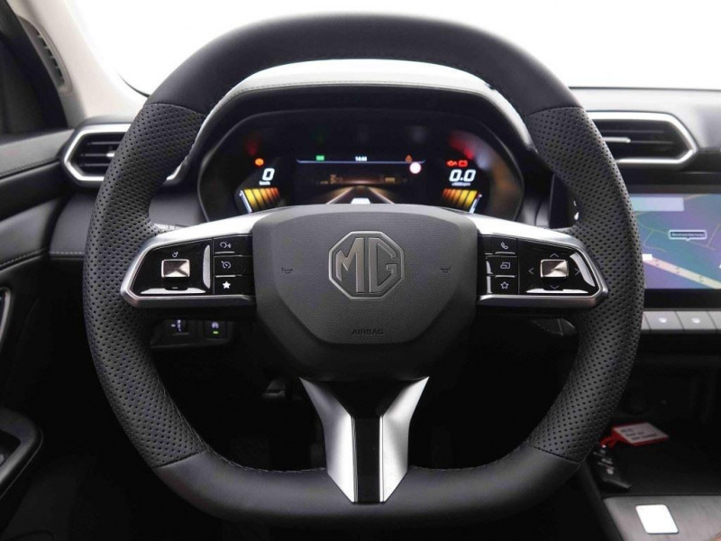 Photo 9 de l'offre de MG Motor ZS 1.5i 115 Comfort à 23502€ chez Carlyss automobiles Vitré