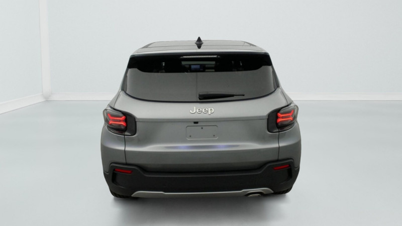 Photo 6 de l'offre de Jeep Avenger 1.2 Turbo T3 110 ch e-Hybrid BVR6 Summit à 27998€ chez Carlyss automobiles Vitré