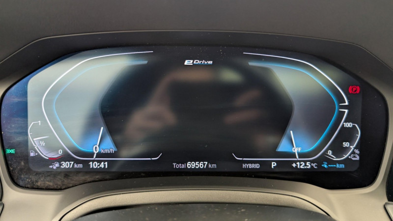 Photo 25 de l'offre de BMW Serie 3 Touring G21 Touring 330e xDrive 292 ch BVA8 M Sport à 31043€ chez Carlyss automobiles Vitré