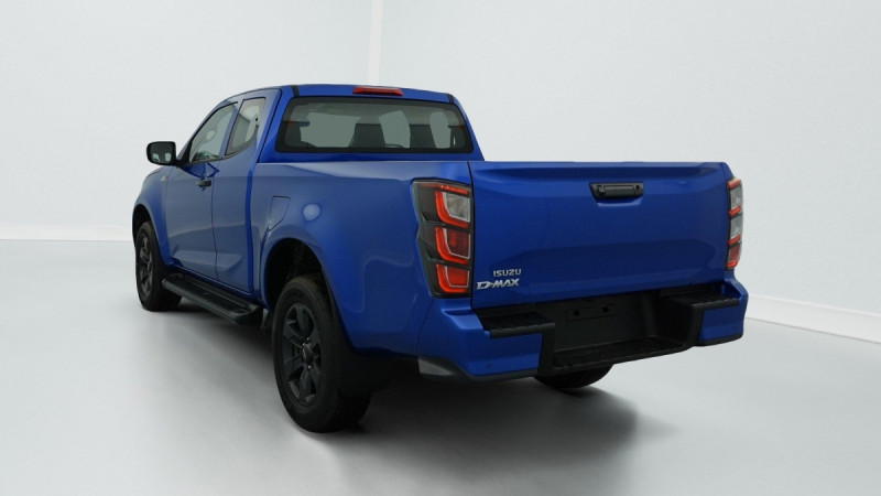 Photo 5 de l'offre de ISUZU D-MAX 1.9 4X4 SPACE CAB N60 NSPORT  AT à 45846€ chez Carlyss automobiles Vitré
