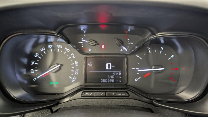 Photo 18 de l'offre de CITROEN BERLINGO VAN M 650 BLUEHDI 100 S&S BVM5 CLUB à 12777€ chez Carlyss automobiles Vitré