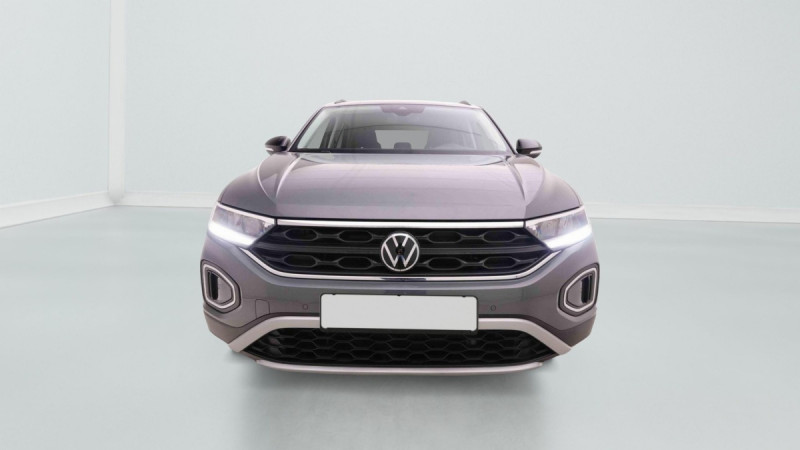 Photo 2 de l'offre de VOLKSWAGEN T-roc 1.0 TSi 115 Edition à 28198€ chez Carlyss automobiles Vitré