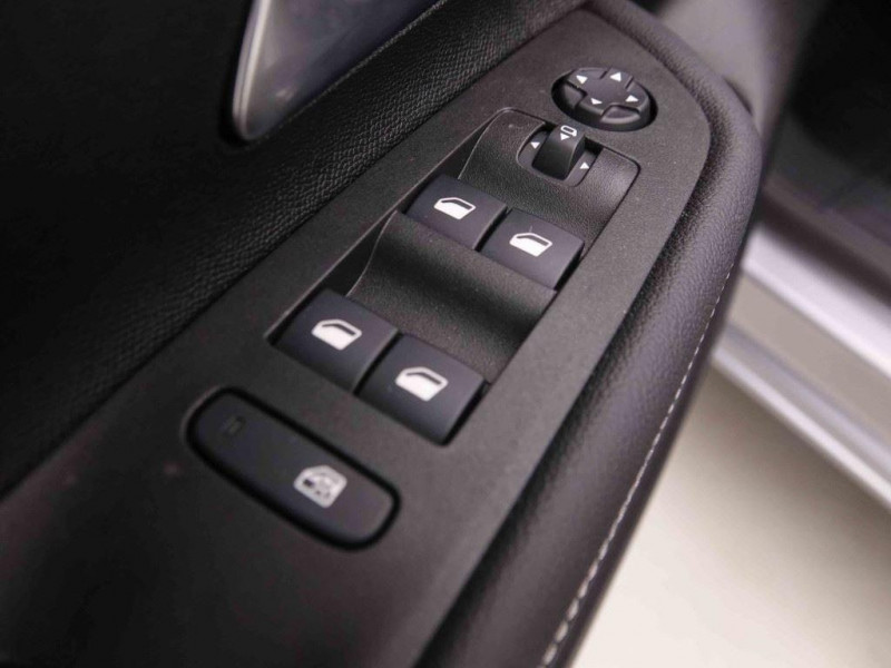 Photo 17 de l'offre de OPEL Mokka-e 50 kWh GS-Line à 24698€ chez Carlyss automobiles Vitré