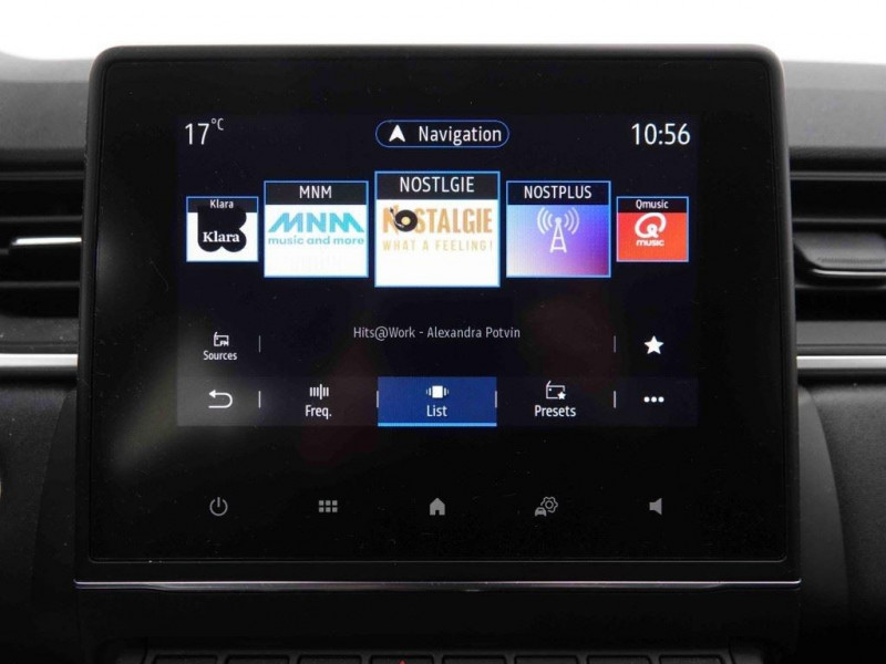 Photo 8 de l'offre de RENAULT CAPTUR 1.0 tce 90 techno à 21198€ chez Carlyss automobiles Vitré