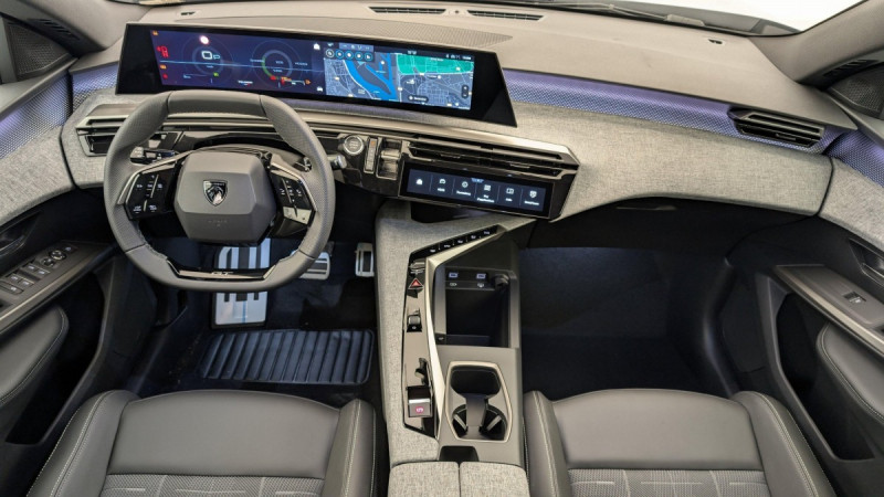 Photo 13 de l'offre de PEUGEOT 5008 Hybrid 145 e-DCS6 GT à 34998€ chez Carlyss automobiles Vitré