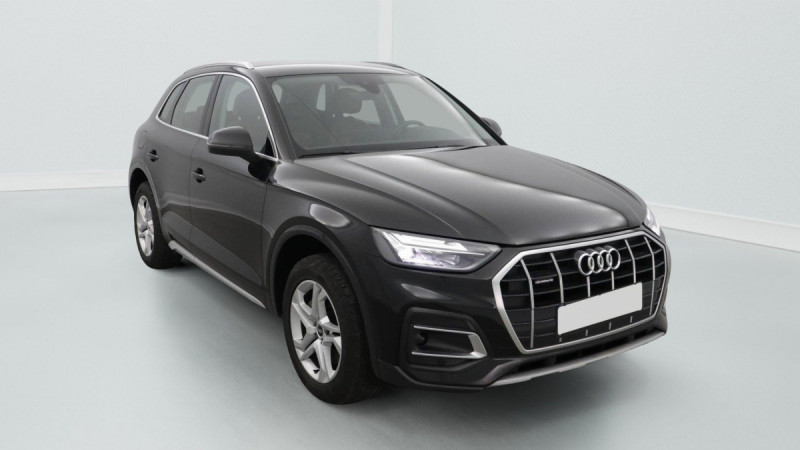 Photo 1 de l'offre de AUDI Q5 50 TFSI e 299 S tronic 7 Quattro Design à 37598€ chez Carlyss automobiles Vitré