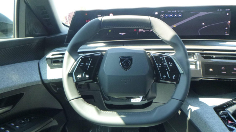 Photo 4 de l'offre de PEUGEOT 3008 Hybrid 145 e-DCS6 Allure à 33398€ chez Carlyss automobiles Vitré