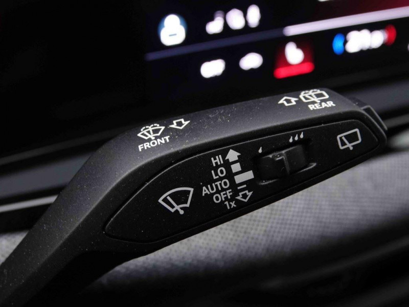 Photo 19 de l'offre de AUDI A5 40 TFSi 204 S-Tronic Avant S-Line Edition à 48398€ chez Carlyss automobiles Vitré