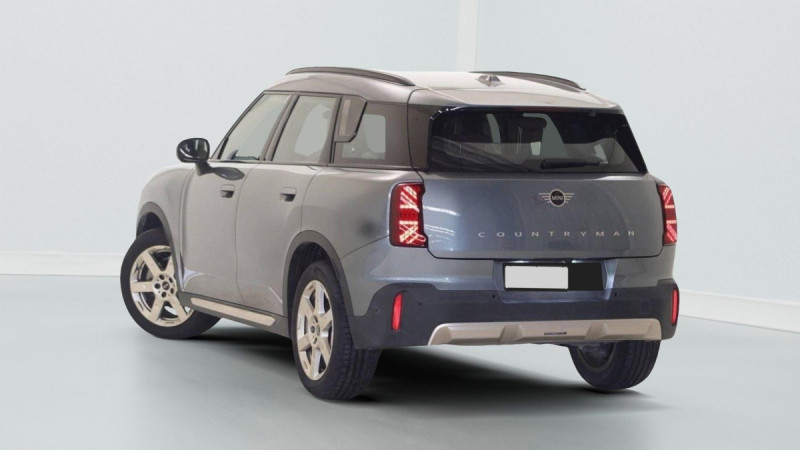 Photo 2 de l'offre de MINI Countryman U25 Countryman 163 ch DKG7 D Favoured à 37798€ chez Carlyss automobiles Vitré