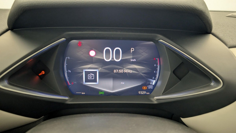 Photo 22 de l'offre de DS DS3 PureTech 130 EAT8 Esprit de Voyage à 21222€ chez Carlyss automobiles Vitré