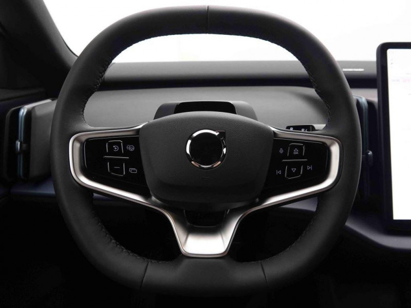 Photo 9 de l'offre de Volvo EX30 51kWh 272 Single Motor Plus à 39298€ chez Carlyss automobiles Vitré