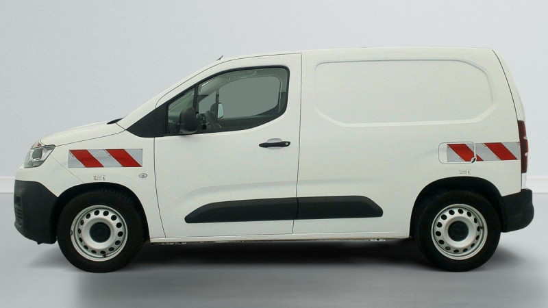 Photo 4 de l'offre de CITROEN BERLINGO VAN M 650 BLUEHDI 100 S&S BVM5 CLUB à 12777€ chez Carlyss automobiles Vitré