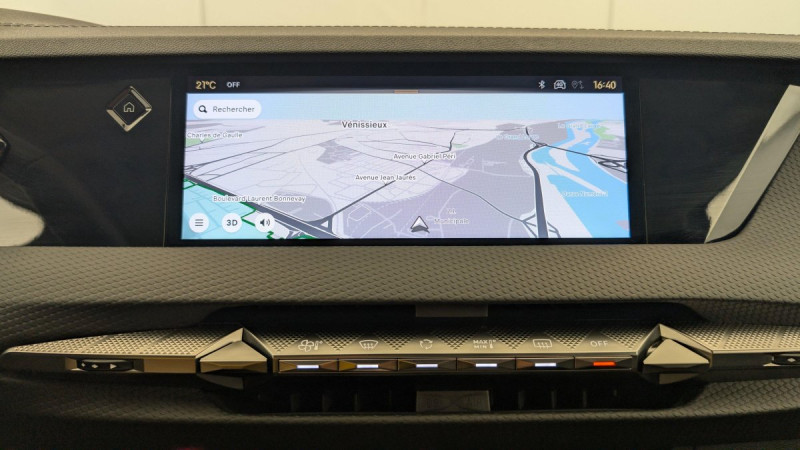 Photo 17 de l'offre de DS DS4 PureTech 130 EAT8 Rivoli à 23723€ chez Carlyss automobiles Vitré